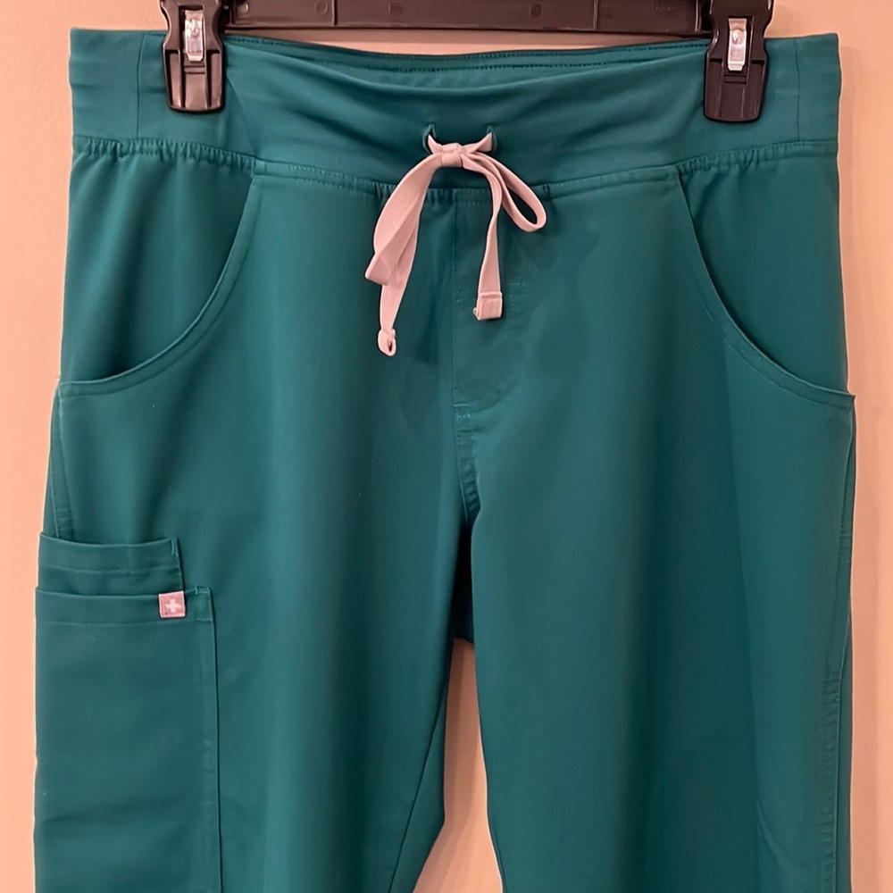 Figs Kade Uniform Cargo Scrub Pants Green Pockets Wai… Gem